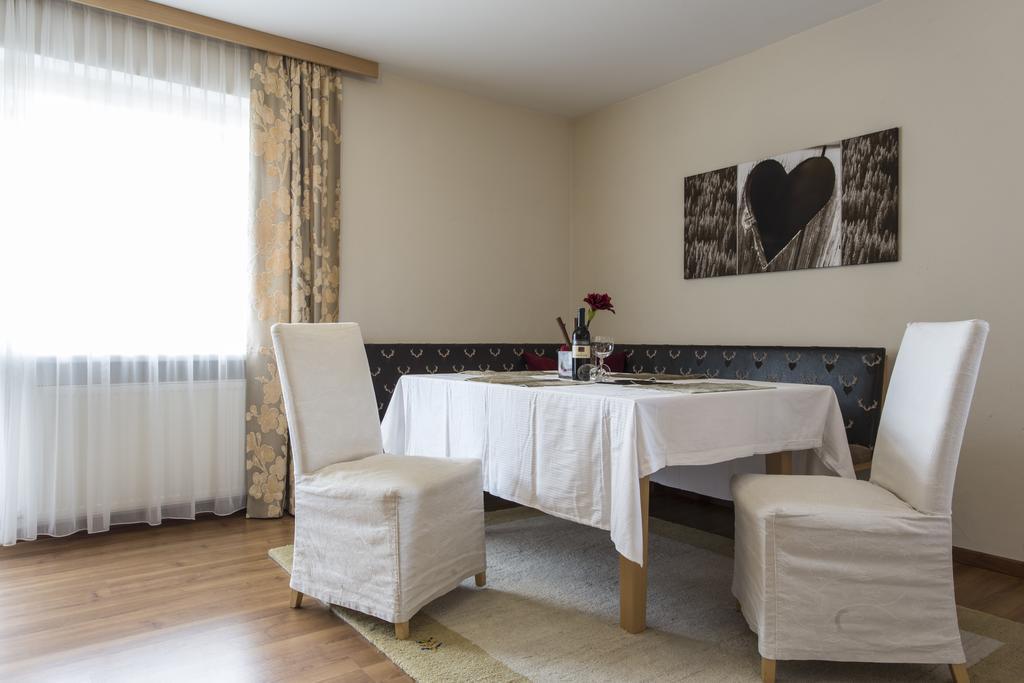 Appartement Am Sonnweg Зеефелд в Тирол Стая снимка
